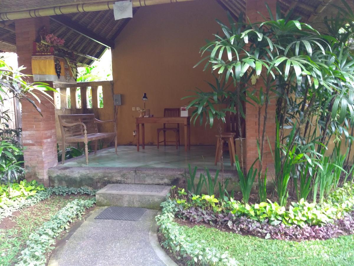 Ubud Lestari Bungalows Extérieur photo